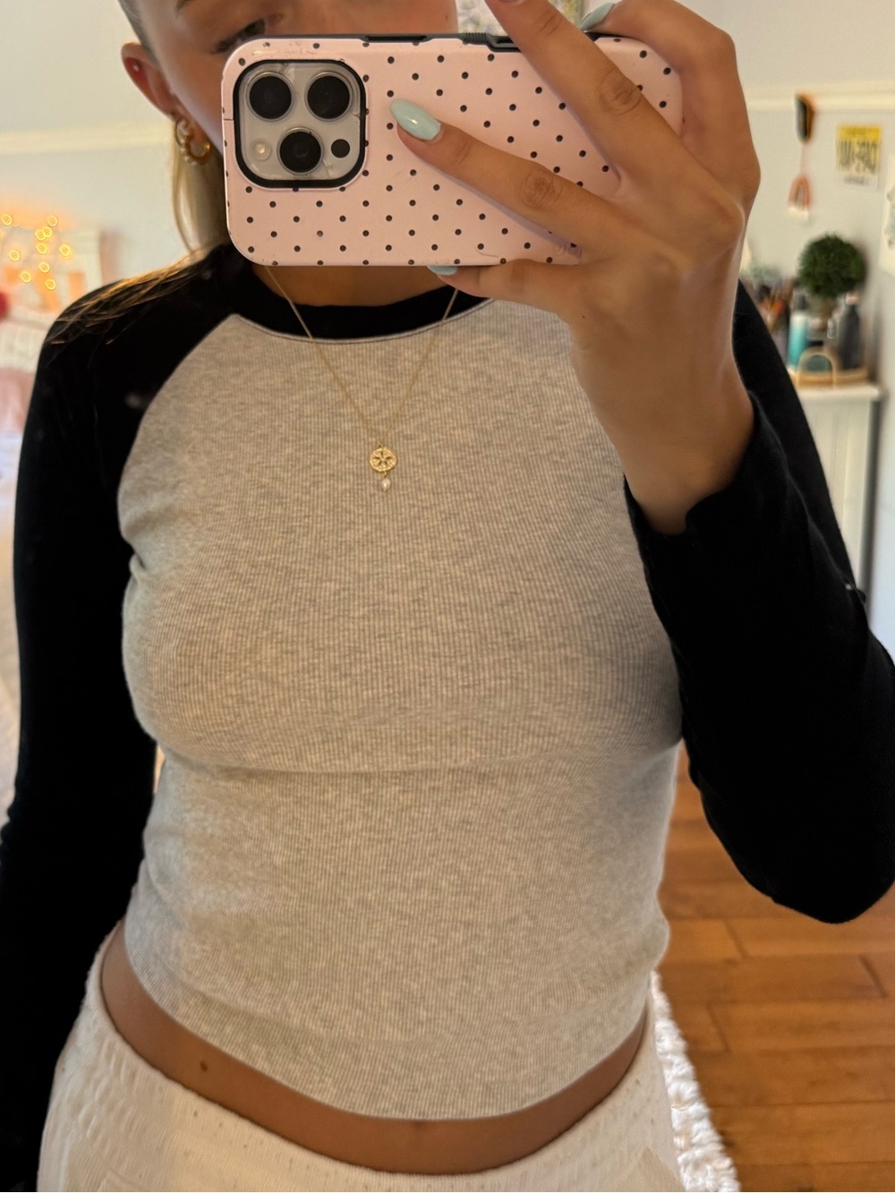 Hollister Black & Light Gray Long-Sleeve Raglan Ribbed Top